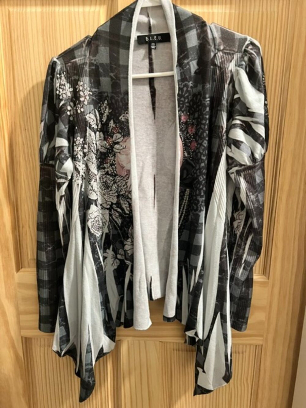 B.L.E.U. Mixed Media Floral Plaid Open Front Handkerchief Hem Cardigan Size‎ M